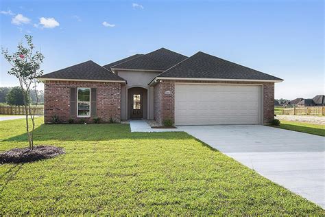 Homes for under 200k. Find homes for sale under $200K in San Antonio TX. View listing photos, review sales history, and use our detailed real estate filters to find the perfect place. 