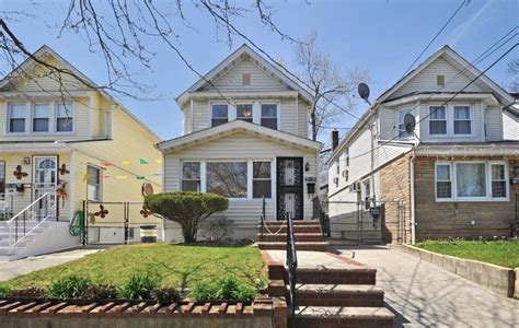 Homes in queens. Things To Know About Homes in queens. 