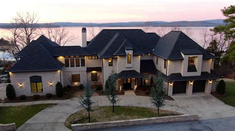 Homes on beaver lake arkansas. View 15 homes for sale in Beaver Shores, take real estate virtual tours & browse MLS listings in Rogers, AR at realtor.com®. ... Lake view. Garage 1 or more ... Homes for sale in Beaver Shores ... 