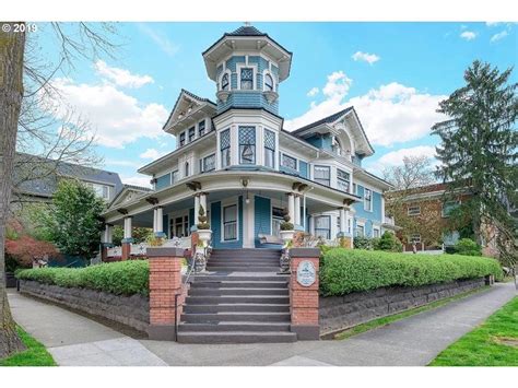 Homes portland oregon. Zillow has 169 homes for sale in North Portland Portland. View listing photos, review sales history, and use our detailed real estate filters to find the perfect place. 
