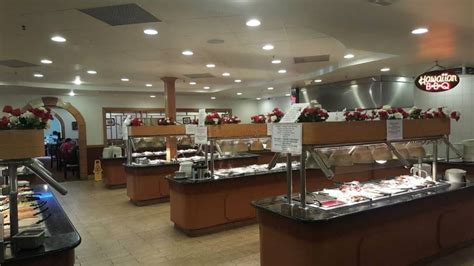 See 15 photos from 116 visitors to HomeTown Buffet.. 