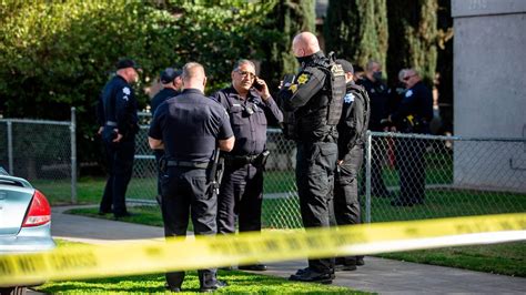 A man was stabbed to death at a Fresno, California, home on Sunday, Dec. 31, 2023. ANTHONY GALAVIZ agalaviz@fresnobee.com. Homicide detectives are investigating to see what led up to the stabbing .... 