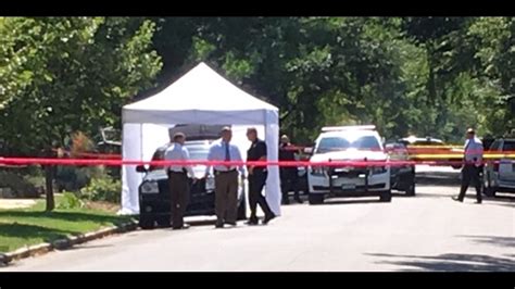 Homicide investigation underway after body found at east Austin park