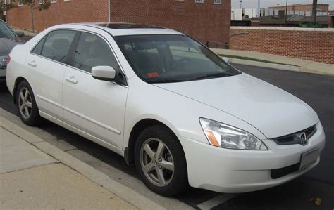 Honda accord 04. The Honda Accord has long been a popular choice among car enthusiasts and everyday drivers alike. With its sleek design, reliable performance, and advanced technology, the Accord h... 