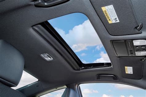 Honda accord sunroof. When the low gas light is on, a Honda Accord can travel for an additional 46.81 miles or just over 75 kilometers. The distance a Honda Accord travels past this point depends on fue... 