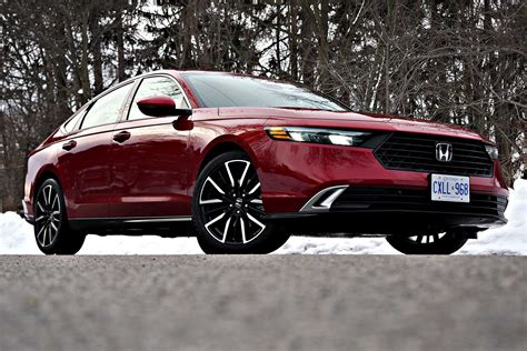 Honda accord touring 2023. Article content. Honda’s new 2023 Accord will arrive at Canadian dealerships in February, the company said late January, revealing pricing – a starting MSRP of $37,000 – for the sedan as well. 