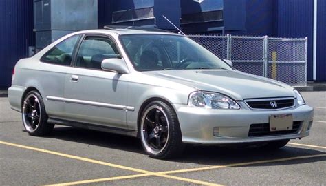 Honda civic ex 1999. The interior is roomy and comfortable, the suspension is responsive and well damped, the brakes are excellent, and both brand-new VTEC engines-a 3.0-liter V6 and a 2.3-liter inline four-cylinder ... 
