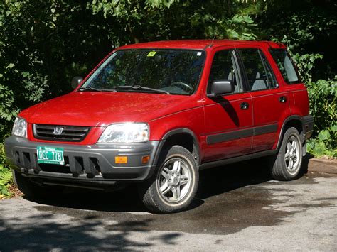 Honda cr v 1997. Hi, recently bought a 1997 Honda CRV, and on checking the tyres, it seems the rear tyres are of a different type; the front ones and the spare are 205/70R15 yet the back ones are 195. ... Honda CR-V Owners Club forum, the best hang-out to discuss CVT, Hybrids, trim levels and all things CR-V Show Less . Full Forum Listing. Explore Our … 
