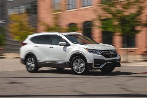 Honda cr v gas mileage. It’s important to keep your tires properly inflated, not just for safety but also to optimize your gas mileage. A tire gauge is a handy tool for making sure you know when to put ai... 