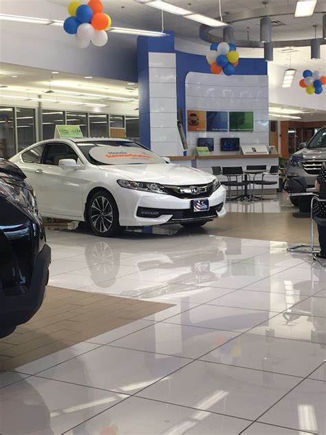 Honda dealership dallas. We Are Your Texarkana, TX New and Certified Pre-owned Honda Dealership near New Boston, New Boston, Hooks, De Kalb, Ashdown. Are you wondering, where is Orr Honda or what is the closest Honda dealer near me? Orr Honda is located at 4602 Guss Orr Drive, Texarkana, TX 75503. Although Orr Honda is not open 24 hours a day, seven days a week – our ... 