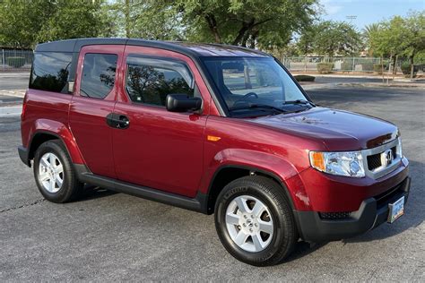 Honda element for sale under $5 000. The last time a new car sold for under $5,000 it was 1990, and the vehicle was the infamous Yugo. In 2021, five grand won’t buy much of anything newer than 8 years old. Though older, out-of ... 