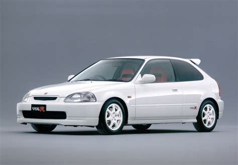 Honda hatchback 90s. A 