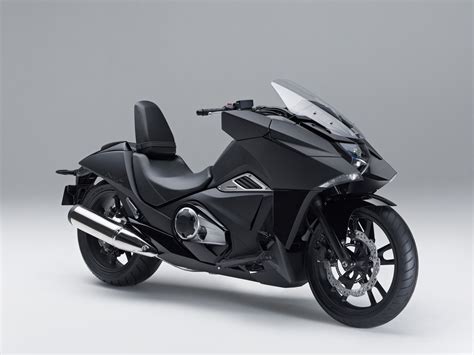 Honda nm4 vultus. Don’t be fooled by the futuristic styling and concept bike looks, this is a full production bike from Honda called the NM4 Vultus which has just been officially announced. The looks are going to ... 
