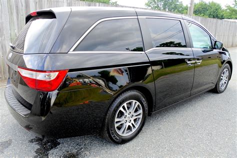 Honda odyssey exl. The 2024 Honda Odyssey EX-L is a versatile and stylish minivan with premium features like Magic Slide® 2nd-row seats, CabinWatch®, and CabinTalk®. It also … 