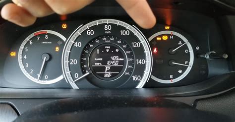 2016 Honda Odyssey- check engine light is on, traction control light 