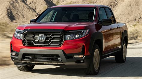 Honda ridgeline trailsport. Nov 7, 2023 · The Honda Ridgeline gets a TrailSport trim for 2024 to boost its off-road capability. Plus, Honda's pickup picks up some new in-cabin tech and comfort upgrades, plus a cool new tailgate. 