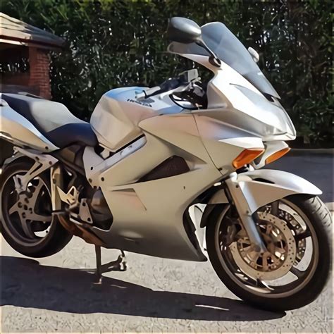 Honda vfr 800 for sale. 2007 Honda Interceptor VFR800, 25th Anniversary color scheme with Honda factory color matched saddle bags 7,758 miles Over $900 worth of accessories (with all original parts included) - Helibars -replacement handlebars (1 1/4" taller, 1 1/2" rearward) - Honda Tool Set (was not part of stock gear sold with cycle) - Kaoko Cruise Control - Oxford Heated Grips - Zero Gravity Windshield $6,999.00 ... 