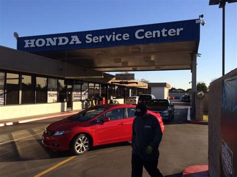 Learn more. Honda World Downey is looking to hire a Full Time/ Part Time Porter for our Sales department. Duties included: Keeping New/Used lot neat and orderly Assisting with customer deliveries when needed Keeping all vehicles clean on the lot and showroom Dealer Trades Washing and prepping sold vehicles **Must have a valid drivers license .... 