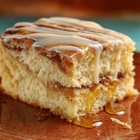 Honey Bun Cake