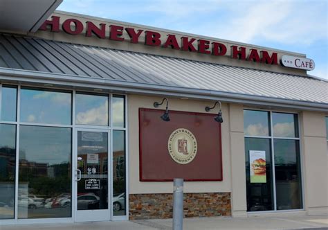 Honey baked concord. Time to grab one of American's favorite dishes at Honey Baked Ham Company in Concord. If you prefer to eat healthy, you'll find tons of fres... Get the Groupon App 
