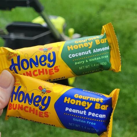 Honey bunchies shark tank. Honey Bunchies’s net worth in 2023 Is $8 Million. Bon Bee Honey, previously known as Honey Bunchies, is a successful snack bar business co-founded by Kendra Bennett and her father. The company was featured on Shark Tank’s Season 14 and has a net worth of $8 million. Honey Bunchies Net Worth: $8 Million. These snack bars … 