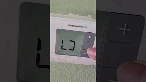 Honeywell t2 thermostat manual. 