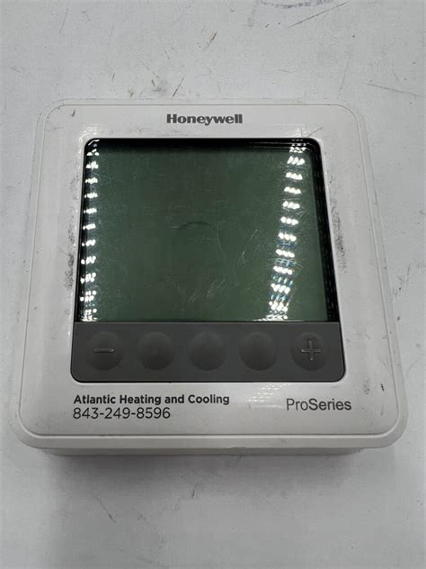 The Honeywell Home trademark is used under license from Honeywell International, Inc. This product is manu- factured by Resideo Technologies, Inc. and its affiliates. This manual is also suitable for: T6 pro th6320u2008 T6 pro th6220u2000 T6 pro th6210u2001. Table of Contents. Print. Print .... 