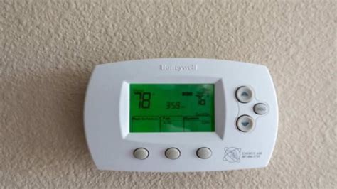Honeywell thermostat cool on blinking. 