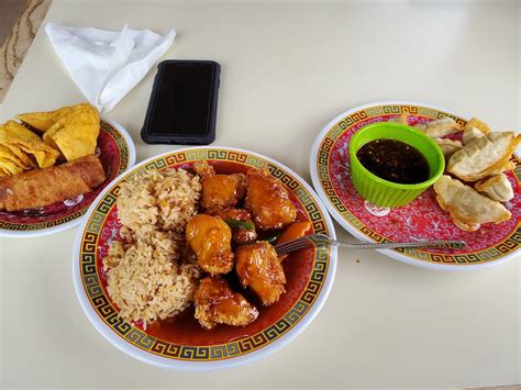 3 Faves for Hong Kong Palace from neighbors in Warrensburg, MO. Connect with neighborhood businesses on Nextdoor. ... 3 Faves for Hong Kong Palace from neighbors in Warrensburg, MO. Connect with neighborhood businesses on Nextdoor. ... Heroes Restaurant & Pub 7. Warrensburg, MO. Neighborhood Favorite. Papa Murphy's | Take 'N' Bake Pizza 6.