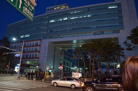 The Hyoo Sik ANNK Hong Dae Branch ตั้งอยู่ในย่าน Mapo-Gu กรุงโซล โดยให้บริการห้องพักปรับอากาศพร้อมทีวีจอแบน ที่พักอยู่ห่างจาก Hongik University ประมาณไม่ถึง 1 กม.. 
