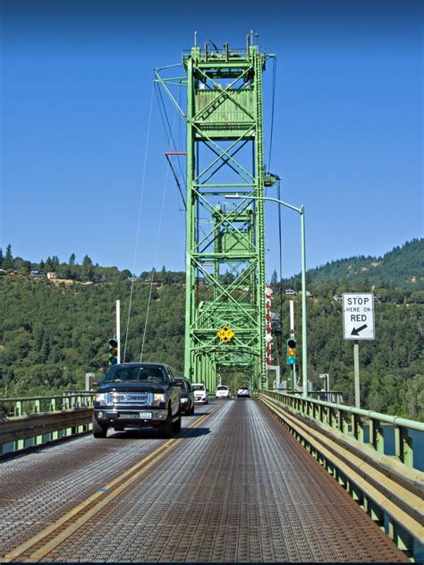 The Hood River-White Salmon Bridge Authority is pleased to announce that the bridge replacement project has been awarded a $200 million grant through the federal INFRA program. The award means the project has more than half of the funding needed, marking a significant milestone toward realizing a 2029 opening date for the new bridge.. 