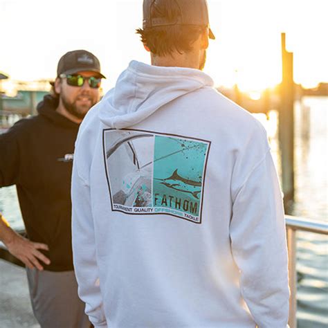 Hoodies and Fleece – Fathom Offshore