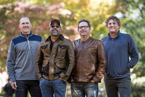Hootie & the Blowfish coming to Denver in 2024