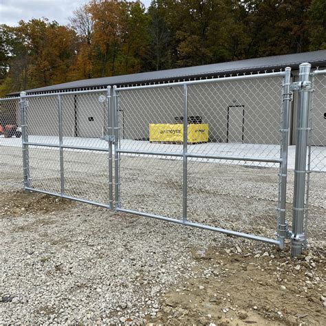 Our Commercial Chain Link Double Swing Gates feature a welded 1-5