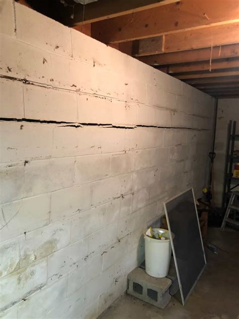 Horizontal foundation cracks. Aug 7, 2021 ... If you have cracks in the area surrounding the concrete slabs, and the crack is located directly under the concrete, this is a likely area for ... 