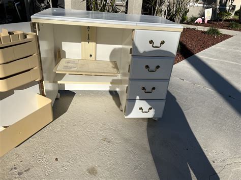 Horn 2156 Sewing Cabinet for Sale in Cape Coral, FL - OfferUp