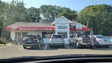 Hornets nest deli branford. Hornets Nest Deli: $$$ and not very clean - See 29 traveler reviews, 2 candid photos, and great deals for Branford, CT, at Tripadvisor. 