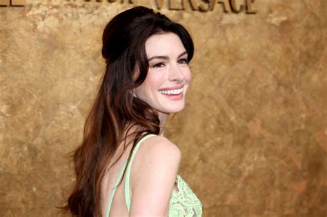 Horoscopes Nov. 12, 2023: Anne Hathaway, put in the effort necessary to reach your goal