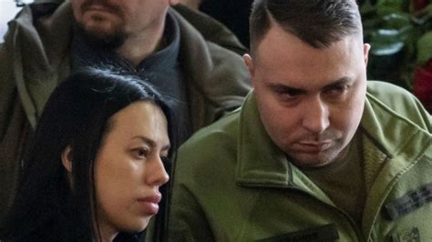 Hospitalizan a la esposa de un jefe militar de Ucrania por aparente envenenamiento con metales pesados