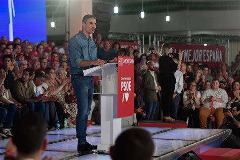 Hot, close and unpredictable: Spain braces for chaotic election
