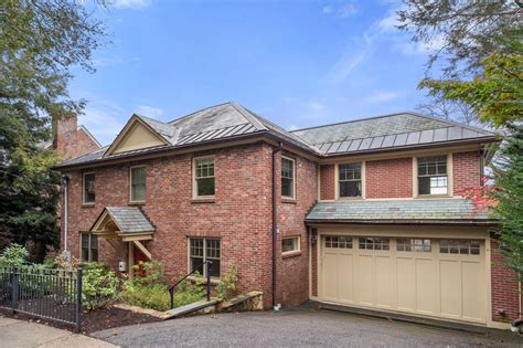 Hot Property: Brookline Colonial well-appointed