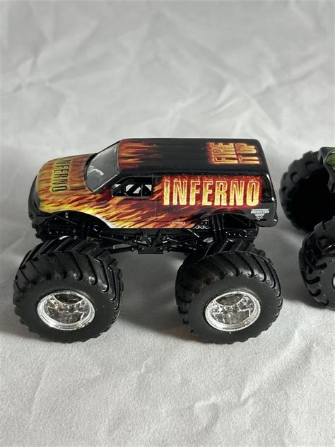 Hot Wheels Monster Jam LKW Grabgräber eBay