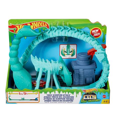 Hot Wheels Toxic Scorpion Attack Play Set for Kids 4 to 8