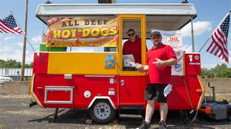 Hot dog food truck. Connecting foodies to the Best Food Trucks in the Charlotte Area! See the schedule, book an event, or browse food trucks, trailers, carts, and stands near you. ... American, Hot Dogs, Burgers 203 N Broome St 203 N Broome St. Waxhaw, NC 28173, USA. 7:30am-3pm DonutNV Northeast Charlotte. Desserts Cars & Coffee … 