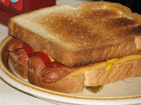 Hot dog sandwich. Things To Know About Hot dog sandwich. 