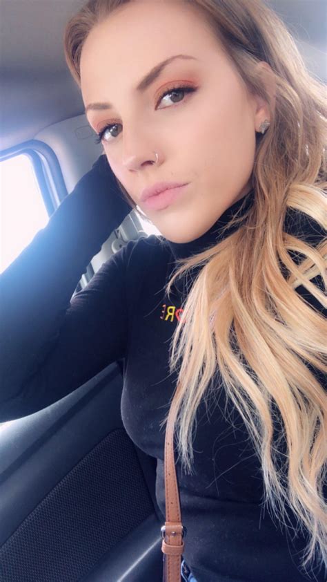 Hot nude strip tease.  One subscription, unlimited access.  Craving striptea...