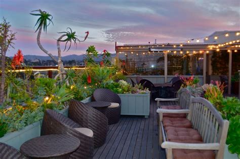 Hotel 1110. Travelers say: "The rooftop restaurant and bar are amazing!" View deals for Hotel 1110 - Adults Only. Guests praise the dining options. Monterey Bay is minutes away. WiFi is free, and this B&B also features a restaurant and a bar. 