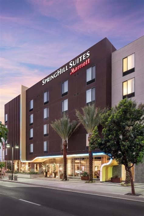 Hotel Burbank Reviews, Deals & Photos 2024 - Expedia