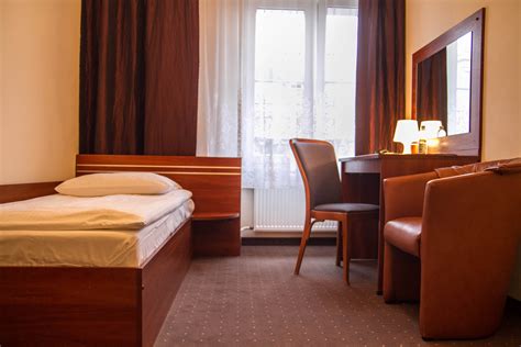 Hotel Mazowiecki*, AMW Hotele, Backpakers Hotel Warszawa …