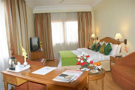 Hotel Ritz Plaza - Tripadvisor